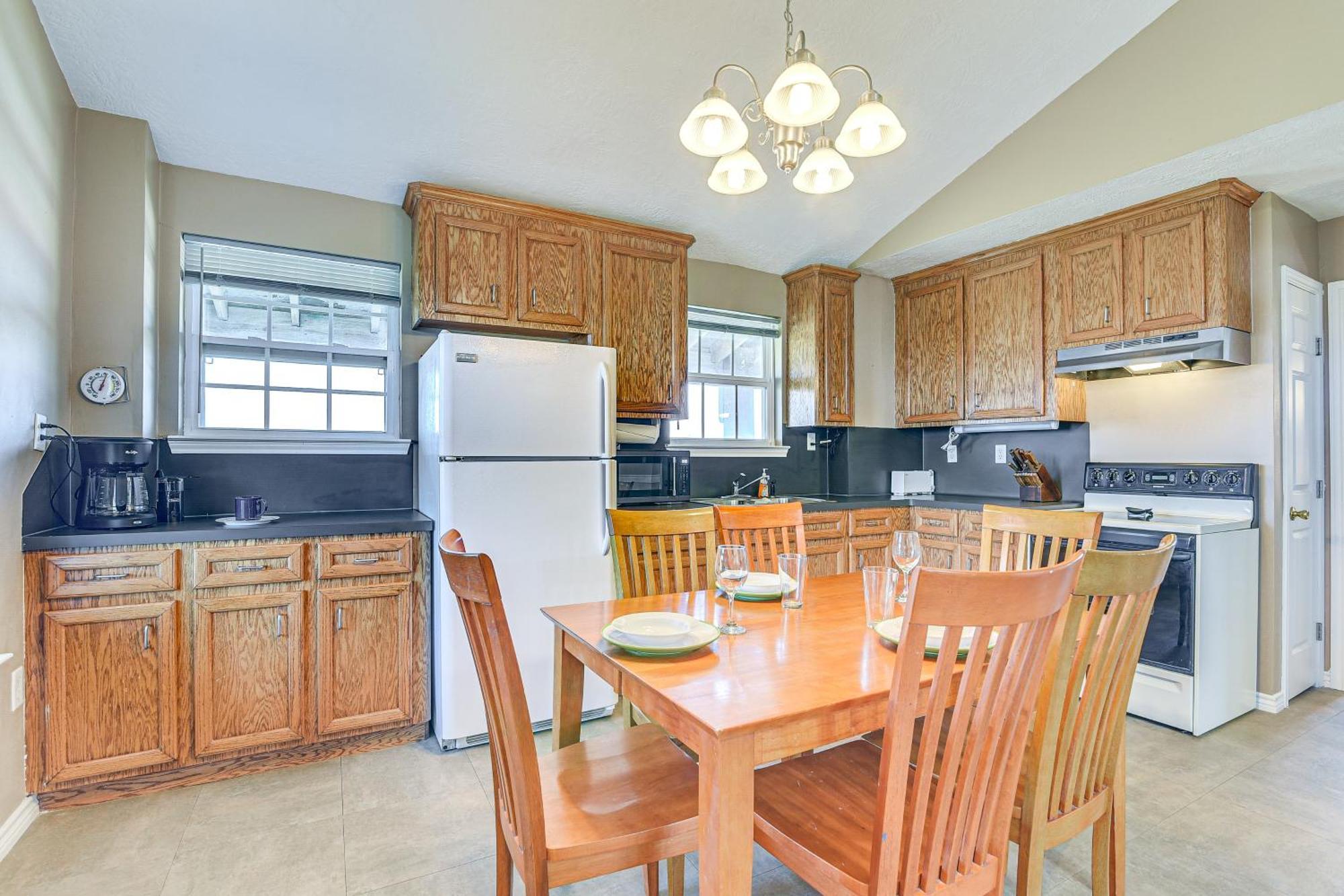 Crystal Beach Home With 2 Grills Walk To Shore! Eksteriør bilde